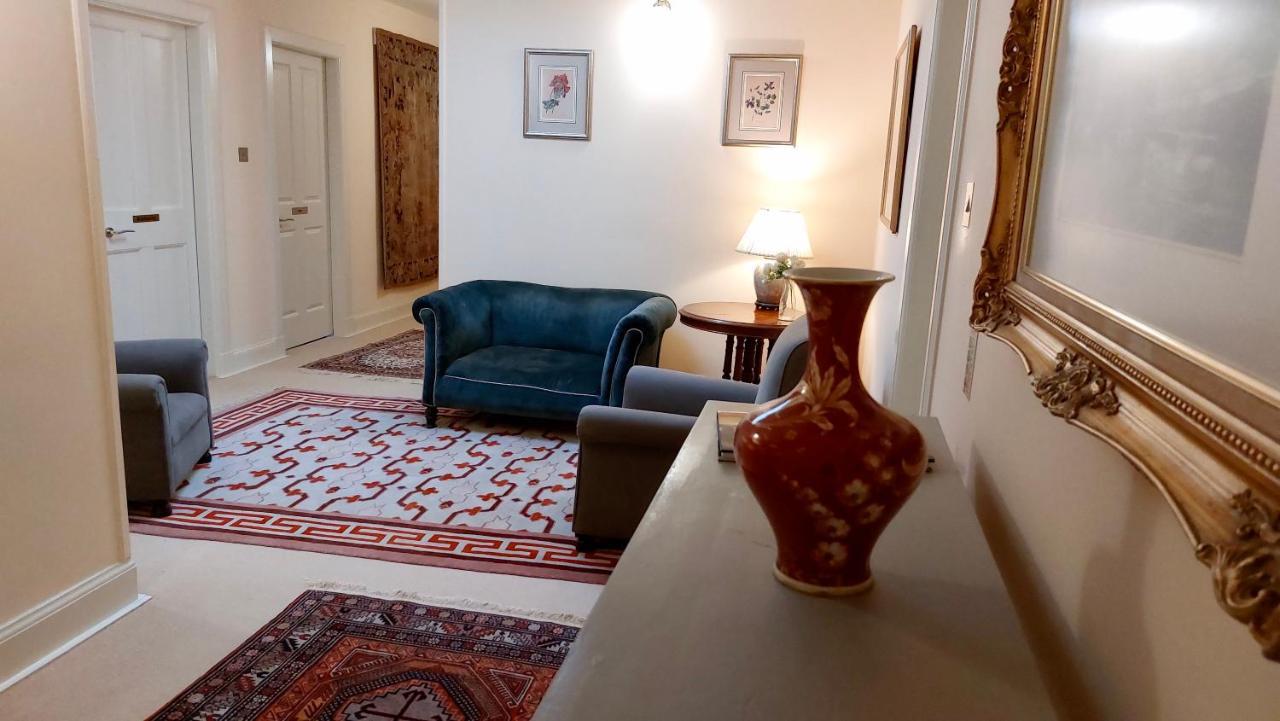 Готель Blervie House Форрес Екстер'єр фото